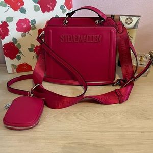 Steve Madden Bevelyn Fuchsia Purse